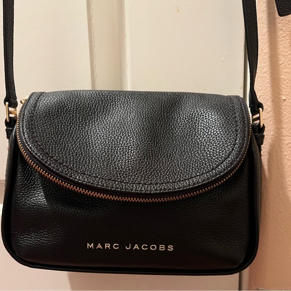 Marc Jacobs Black Crossbody Bag - Picture 3 of 6